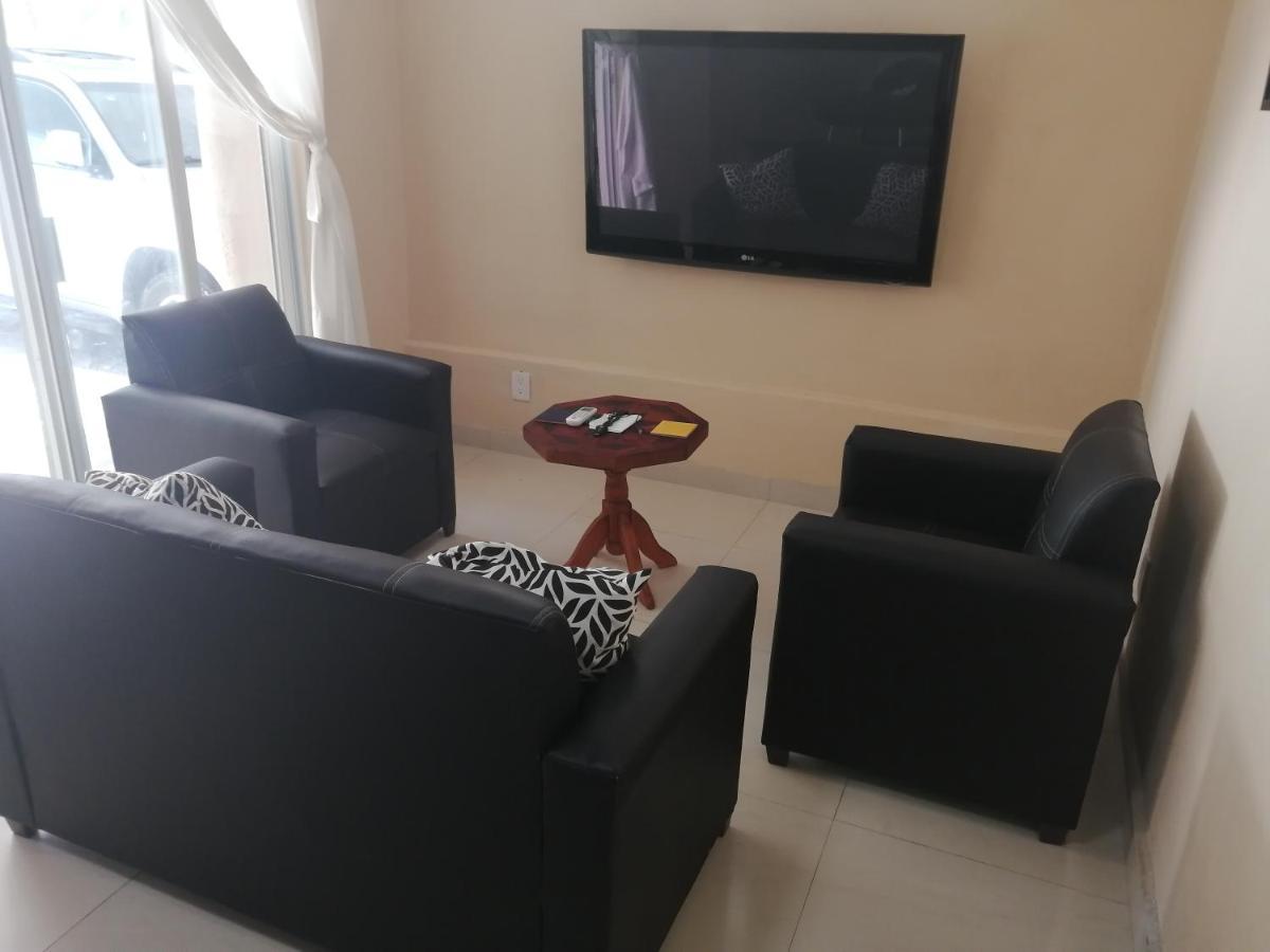 Апартаменты Apartamento 4 El Paraiso De Capitan Fernando Челем Экстерьер фото